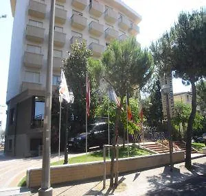 Waldorf Hotel
