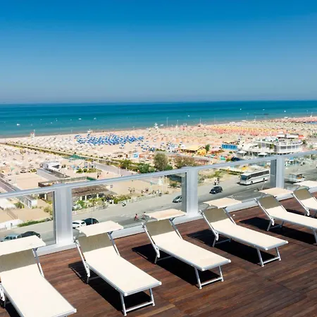 Hotell Waldorf 4*
