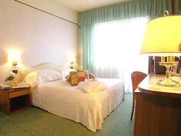 Waldorf 4* Rímini