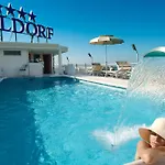Waldorf 4*